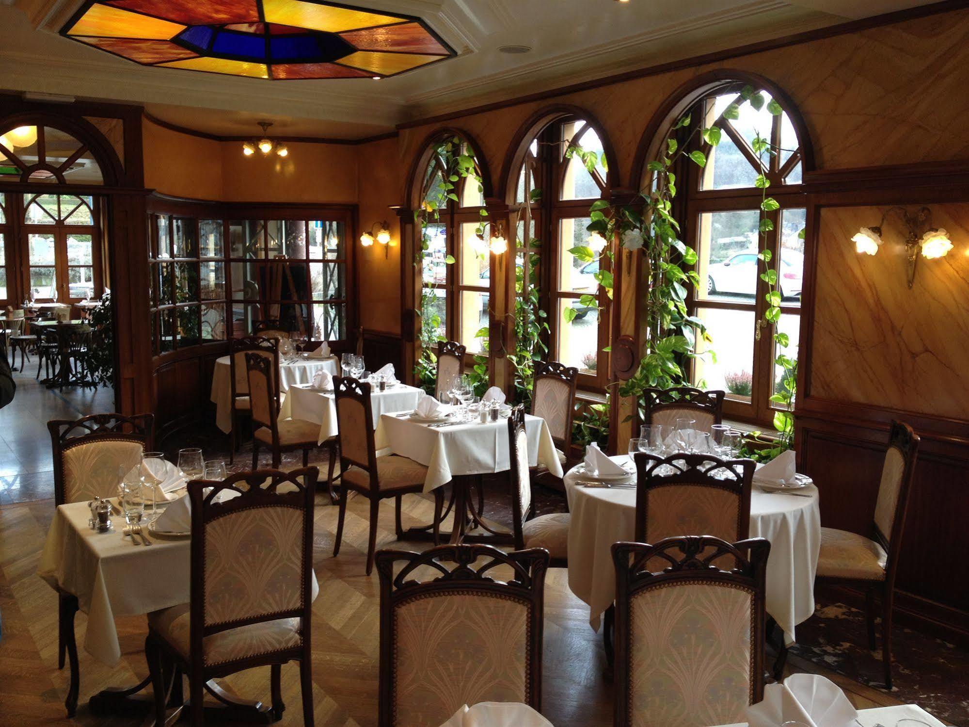 Hotel Du Roy Bouillon Bagian luar foto